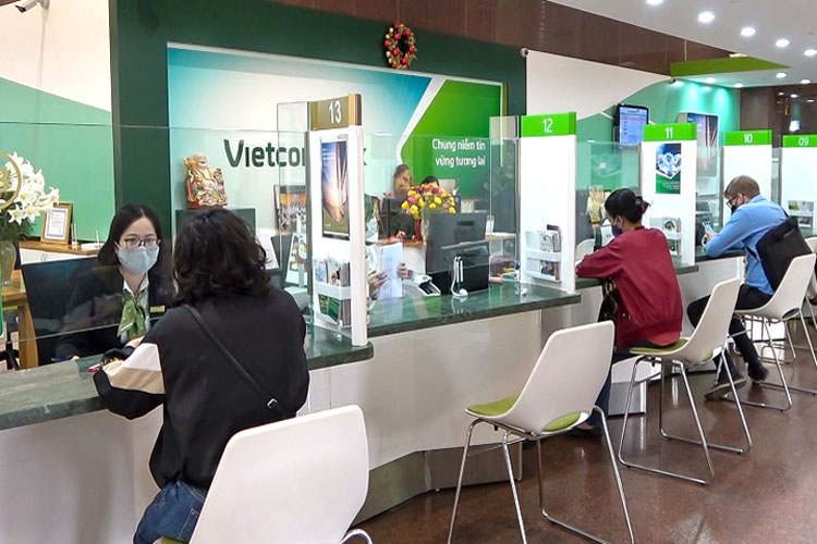 hủy SMS Banking Vietcombank tại quầy giao dịch
